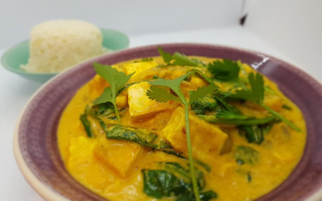 Butter Paneer, Sweetcorn, Coconut and Spinach Curry
